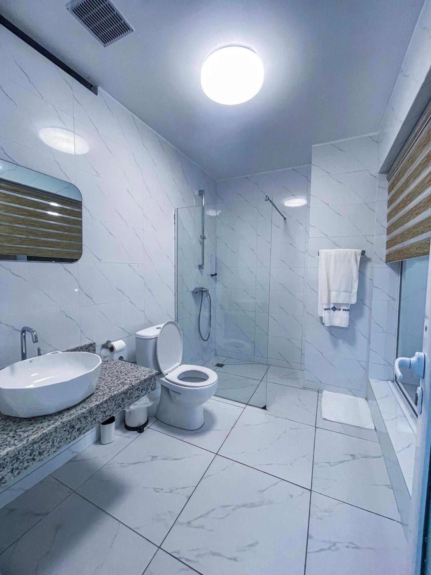 Hotel Le Vaisseau Abidjan Kültér fotó