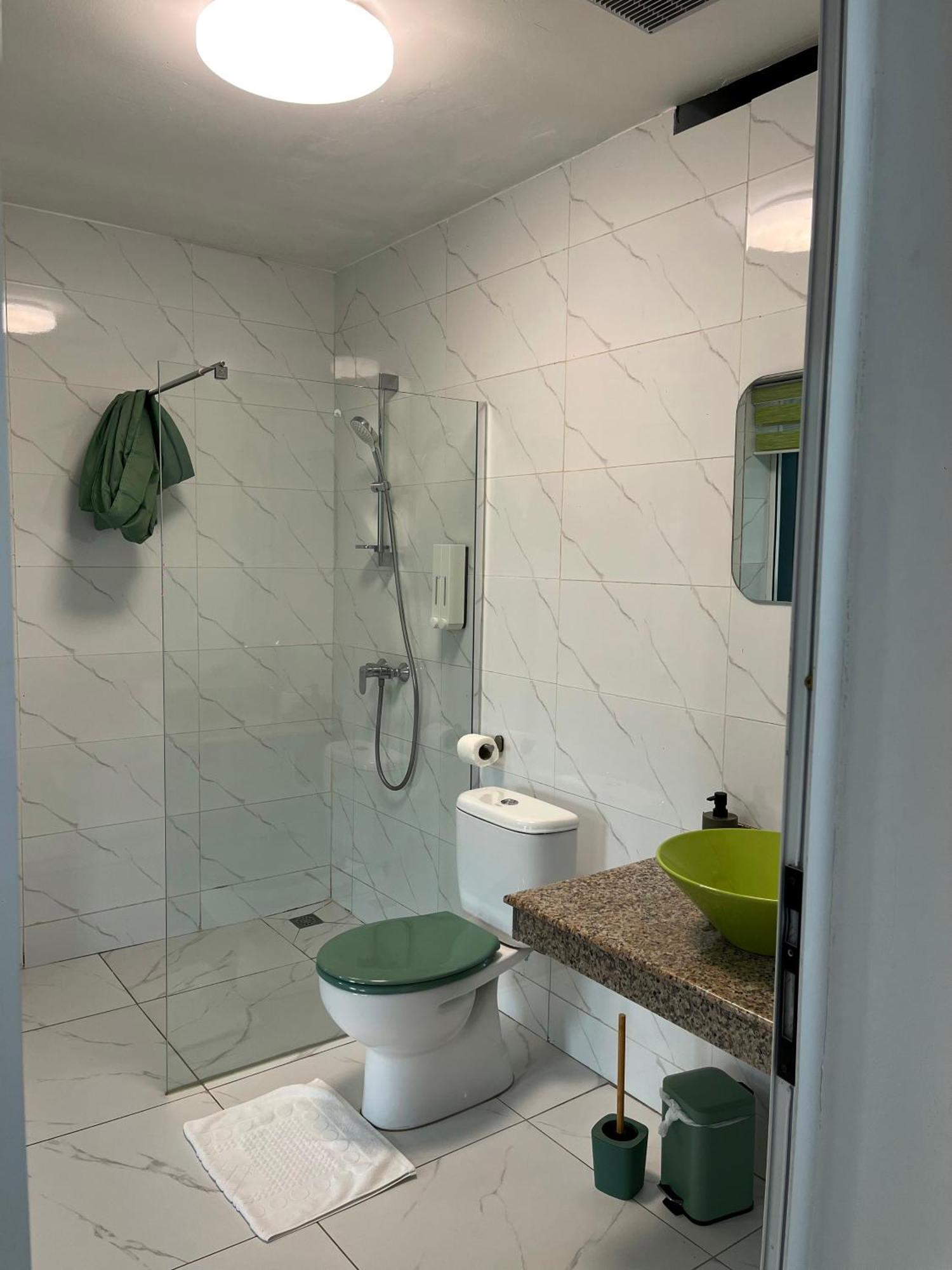Hotel Le Vaisseau Abidjan Kültér fotó