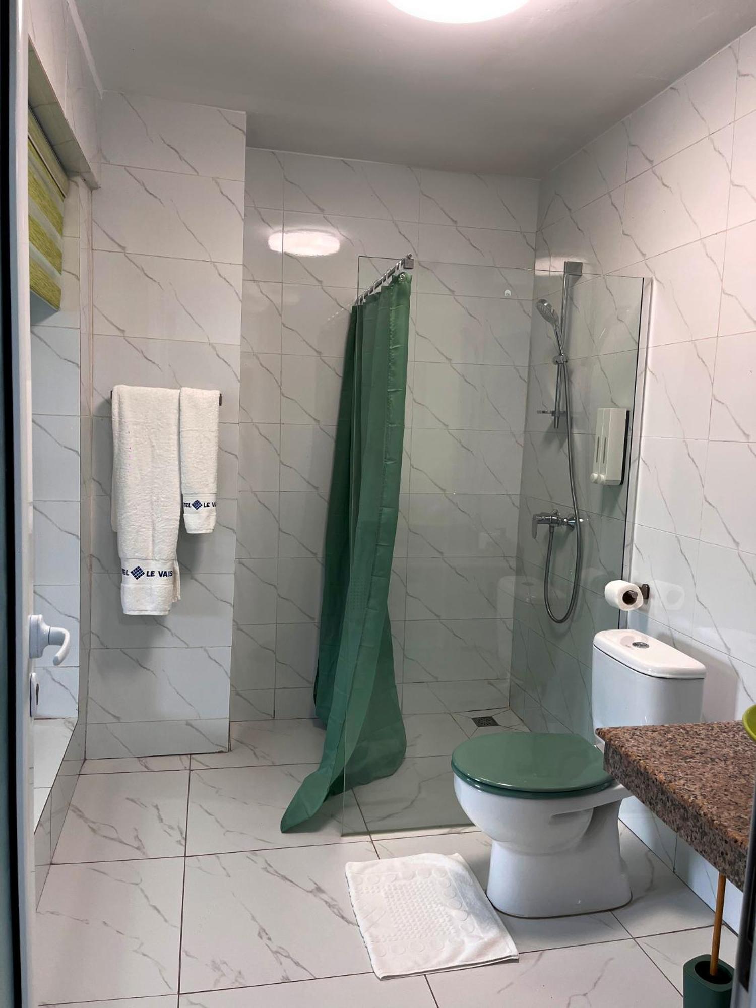 Hotel Le Vaisseau Abidjan Kültér fotó
