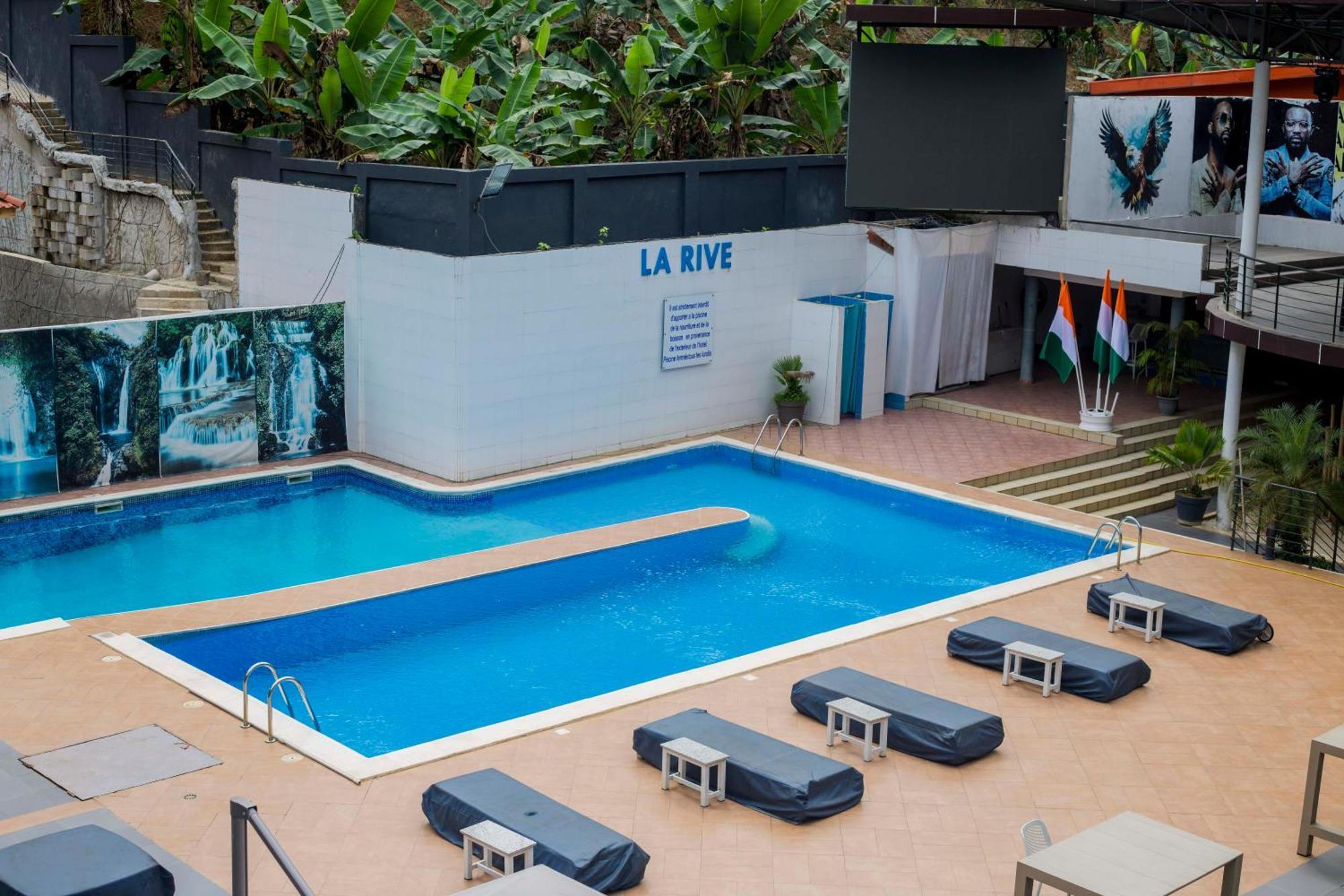 Hotel Le Vaisseau Abidjan Kültér fotó