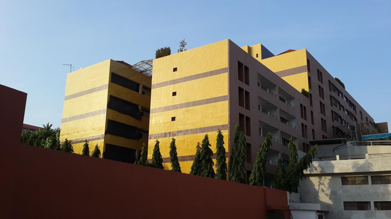 Hotel Le Vaisseau Abidjan Kültér fotó